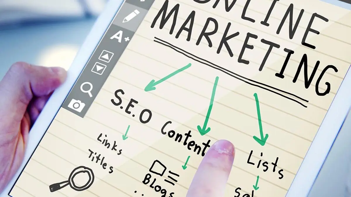 Visuel portant la mention online marketing et SEO